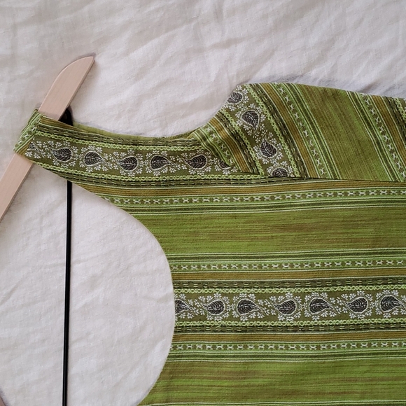 Prana Green Embroidered Tank Top | W's S | Ruffle Bottom, Cropped, Side Zip | - Picture 4 of 9